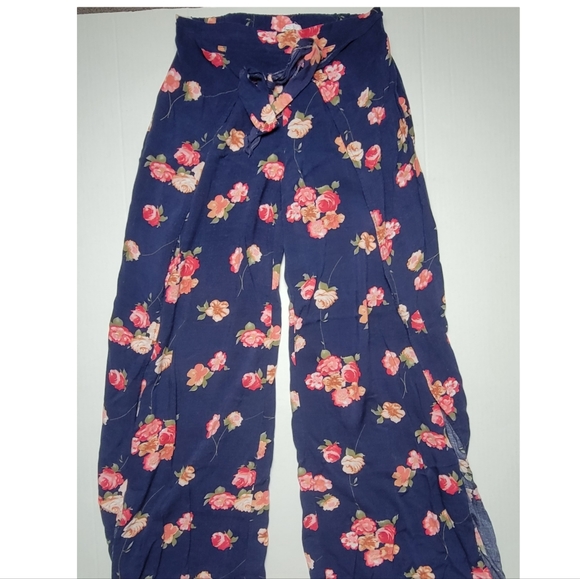 Wrap Front Floral Palazzo Pants - Picture 8 of 15